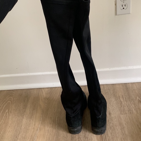 Suede over the knee boots - Picture 2 of 3